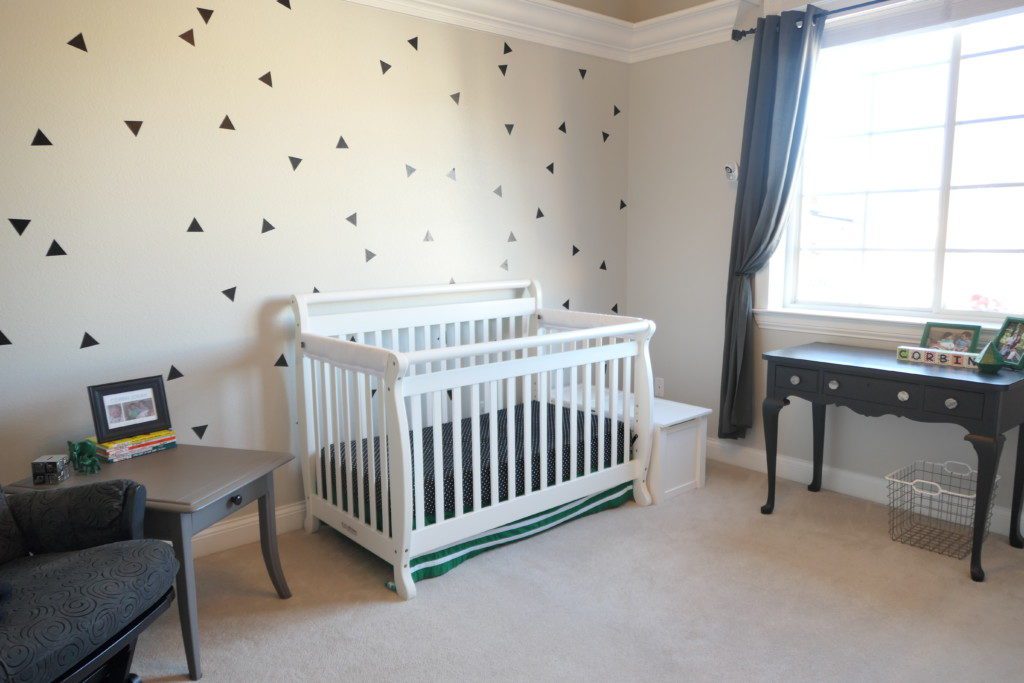 Nursery Decor Inspiration :: 3 Easy & Affordable Ideas from Albuquerque Moms Blog