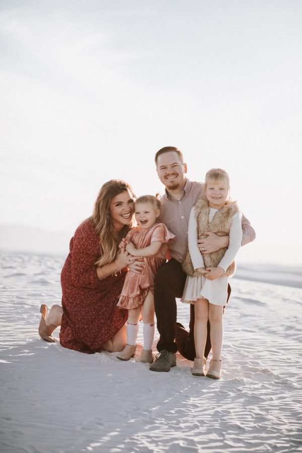 Your Style Guide For Family Photos :: Tips From a Pro Photographer from Albuquerque Moms Blog Your Style Guide For Family Photos :: Tips From a Pro Photographer from Albuquerque Moms Blog