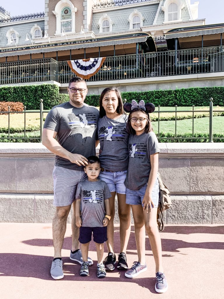 Matching Shirts. Albuquerque Moms Blog