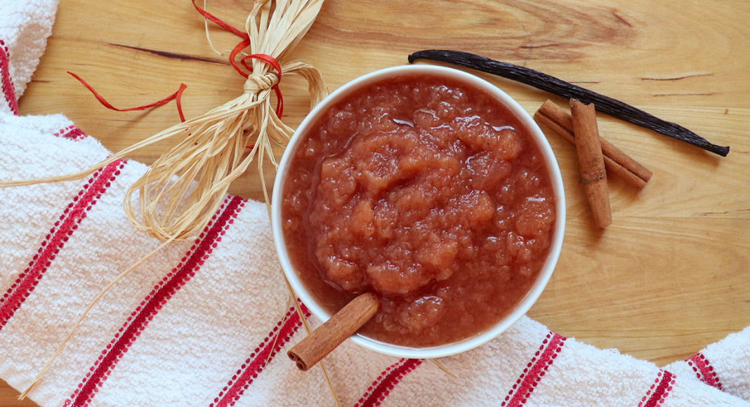 No-Added-Sugar, Instant Pot Spiced Applesauce
