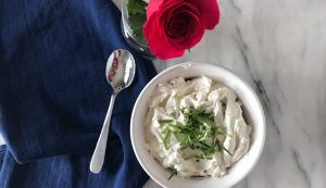 Green Goddess Dipping Sauce Recipe :: The Melting Pot Copycat Recipe || Albuquerque Mom Collective