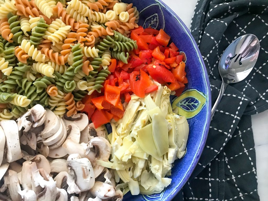 "Make It Mine" Pasta Salad :: A Versatile Summer Side Dish || Albuquerque Mom Collective