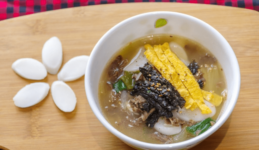 All About Korean Lunar New Year (Seollal) + A Traditional Recipe
