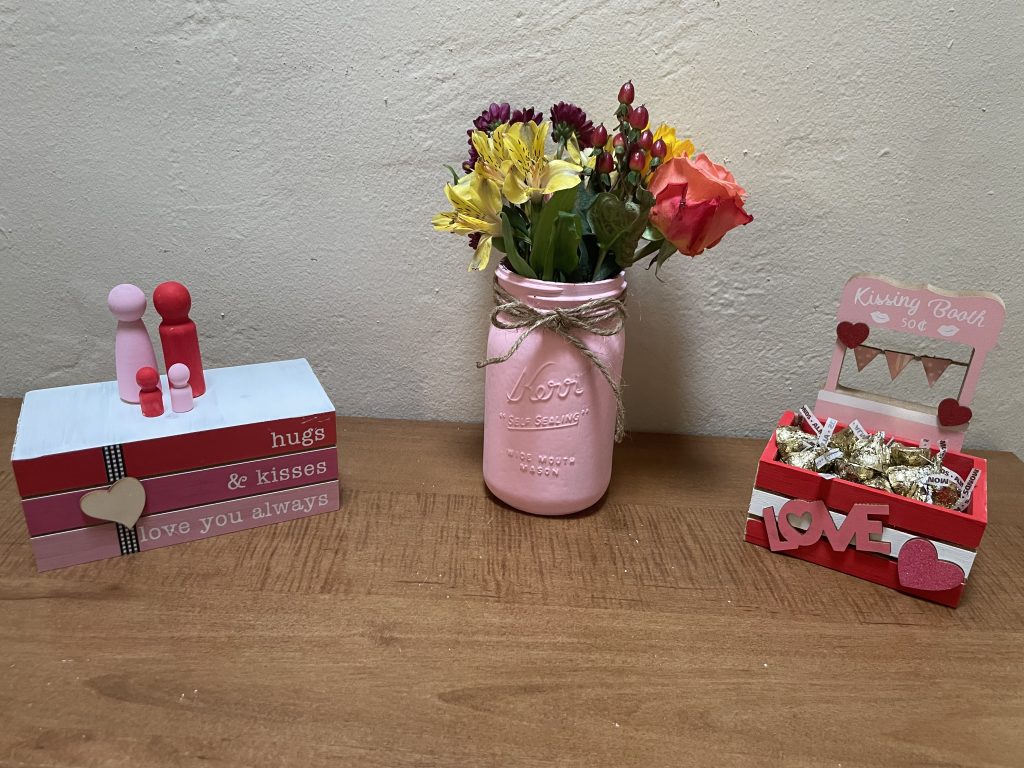 Easy DIY Valentine's Day Crafts Easy DIY Valentine's Day Crafts