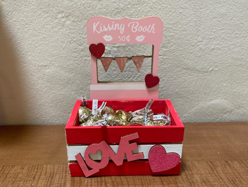 Easy DIY Valentine's Day Crafts Easy DIY Valentine's Day Crafts