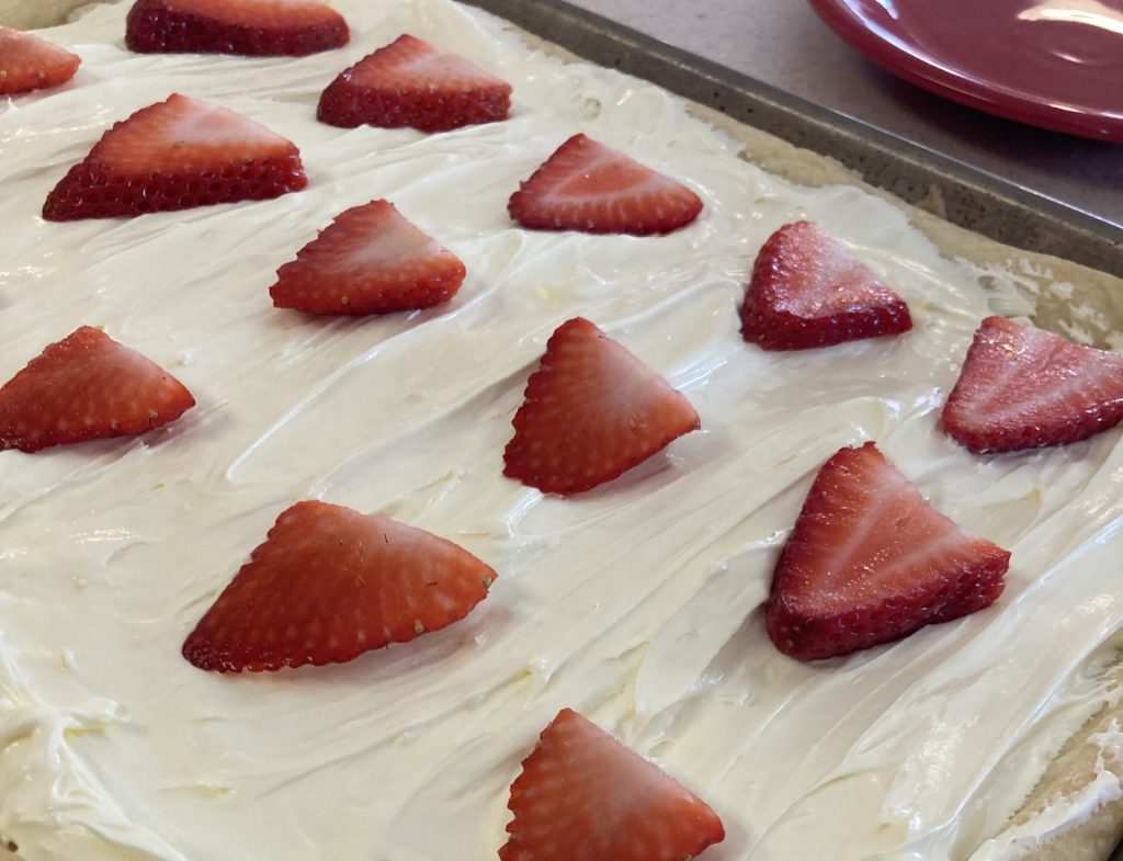 Easy Strawberry Lemonade Sugar Cookie Bars