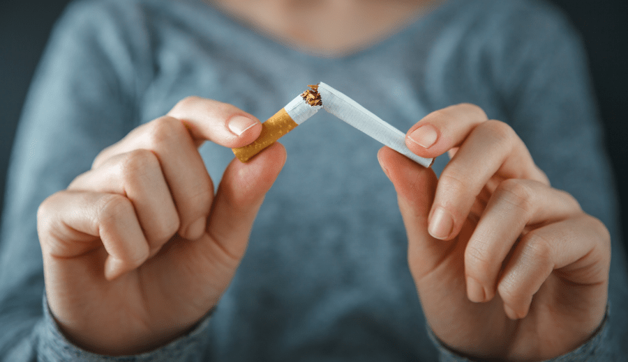 A Supportive Guide to Quit Smoking for Moms and Teens