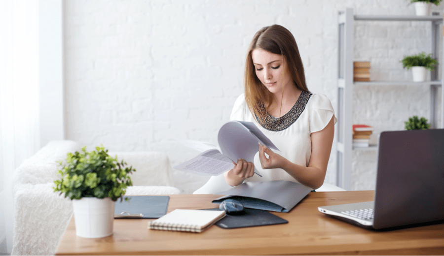 Resume + Interview Tips for Moms :: Reflect Career Gaps Positively